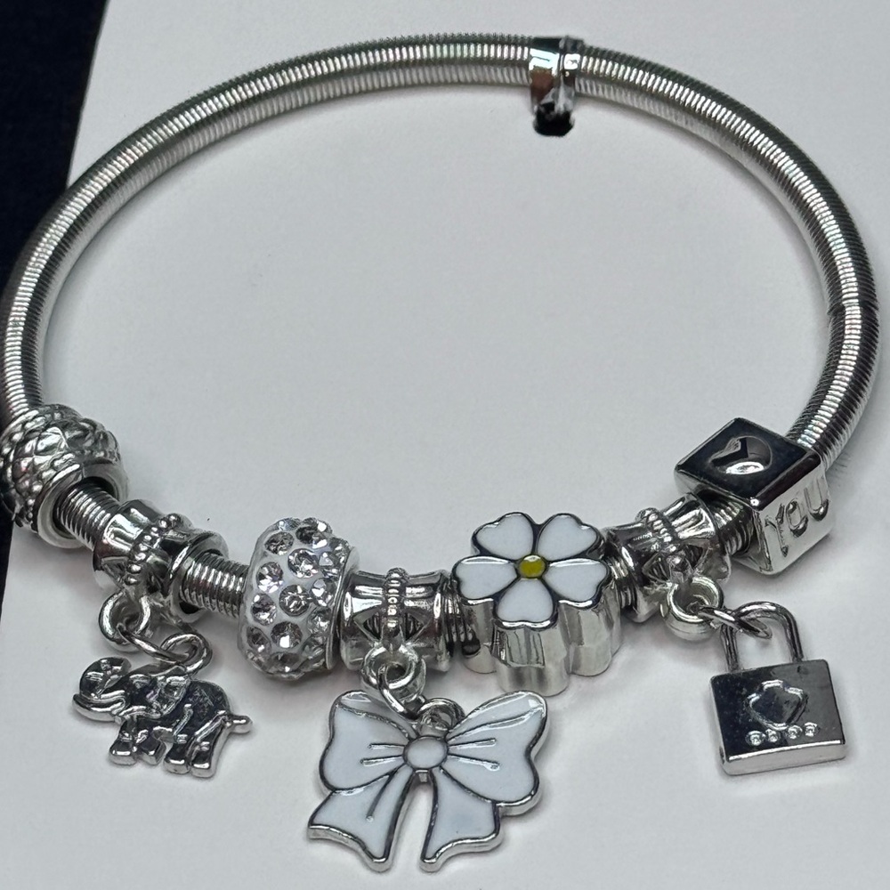 Mint Silver Tone Sparkling Charm Stretch Bracelet White Bow